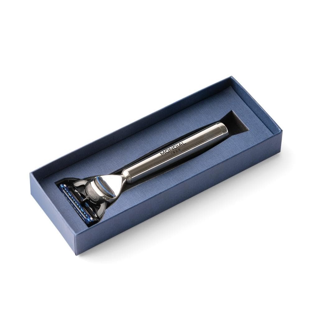 'Vespucci' Cartridge Razor Handle in Shiny Nickel Metal.